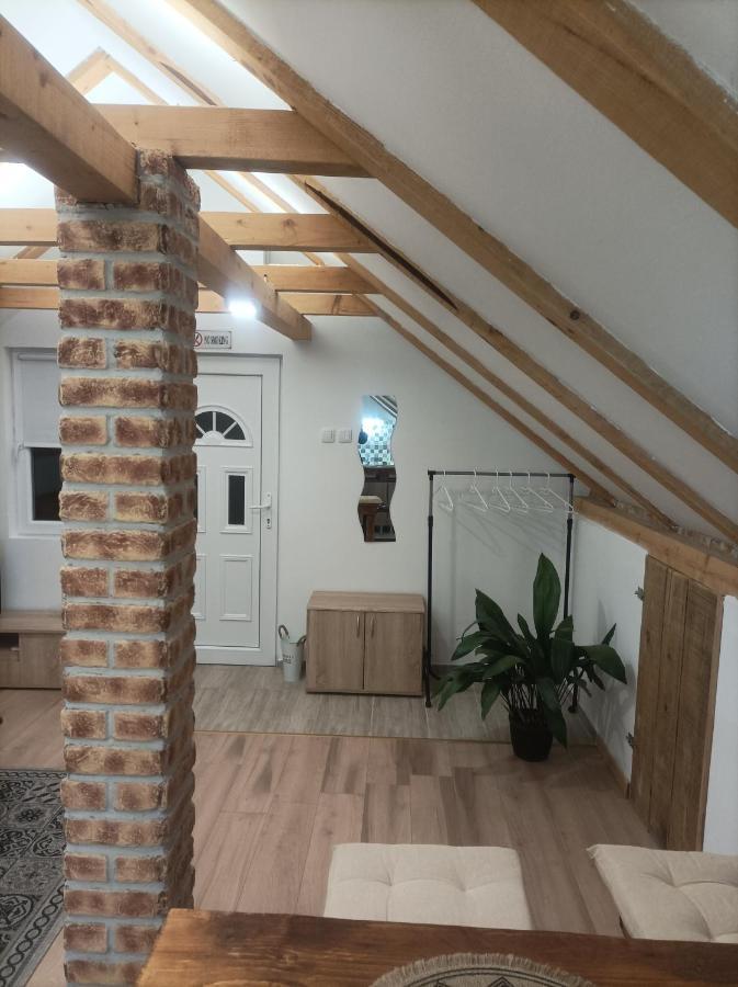 Apartmani Marija Zemun Zemun Polje Exterior photo